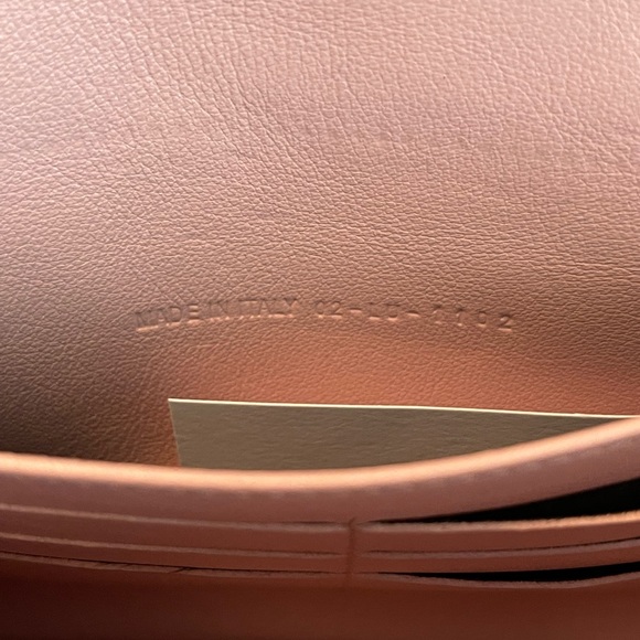 Dior Wallet on a Chain - Picture 3 of 6